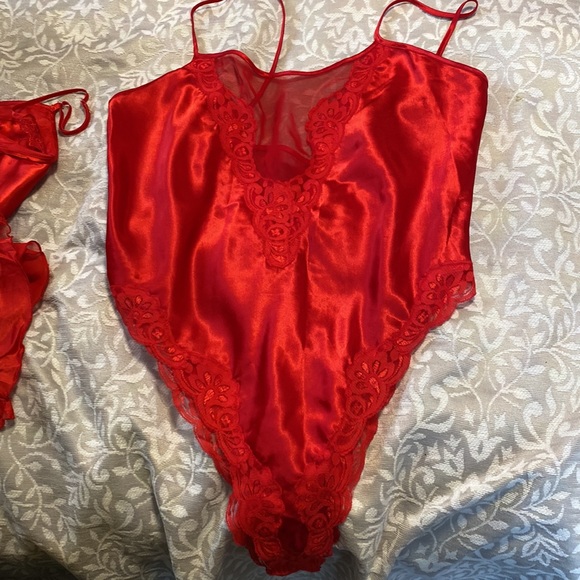 Vintage Peignoir Bundle - 6 pieces! - Picture 14 of 16